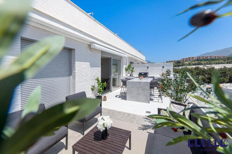 Prime Penthouse Top Location By Better Bookings - image 13