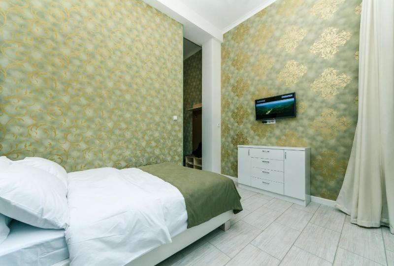 Studio Apartment image 2