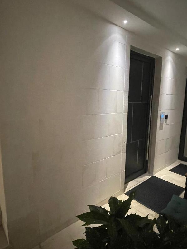 Economy Double Room with Courtyard Entrance image 2