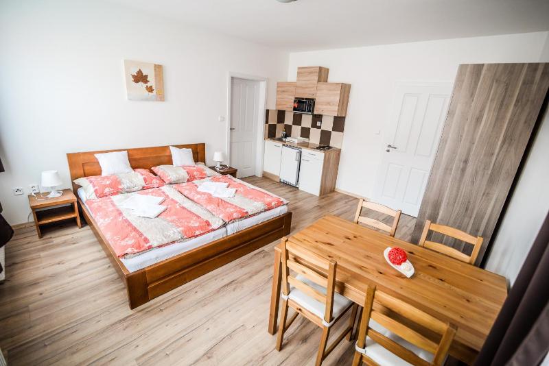 Dueta Apartment - image 12