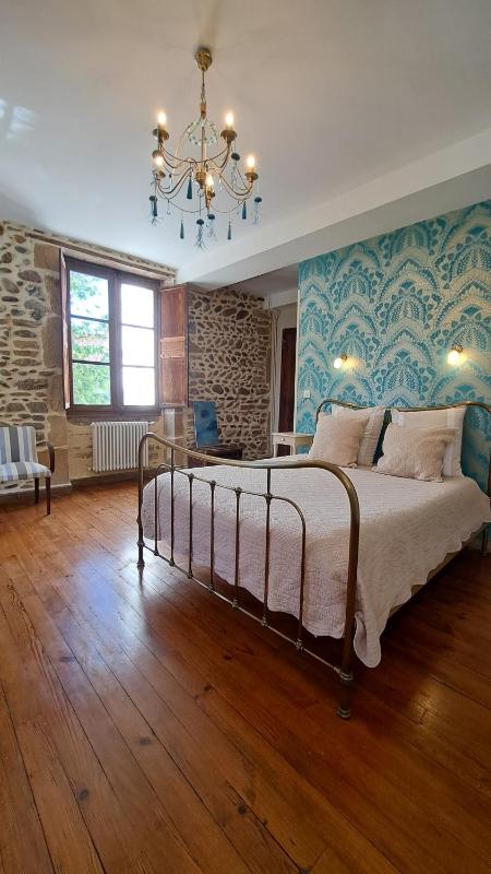 Deluxe Double Room with Shower image 3