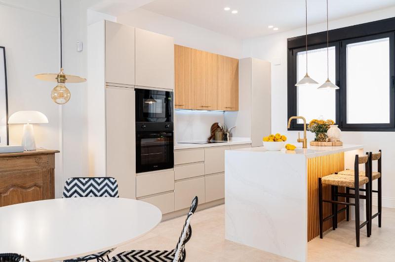 AJR Suite Loft in Malaga by Solaga Holiday Homes - image 11
