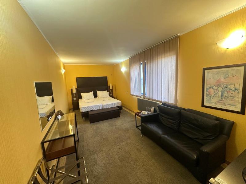 Two-Bedroom Apartment with View image 1