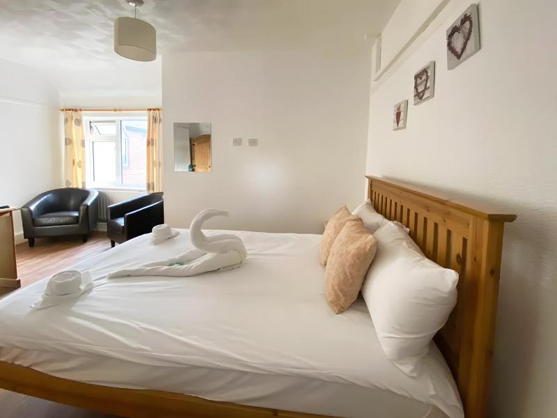 The Grand Hotel - image 13