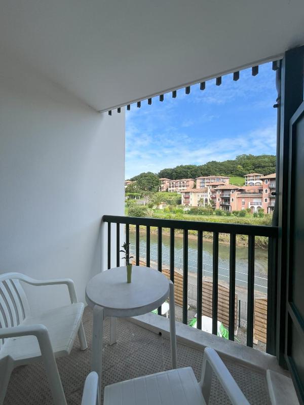 Double Room image 1