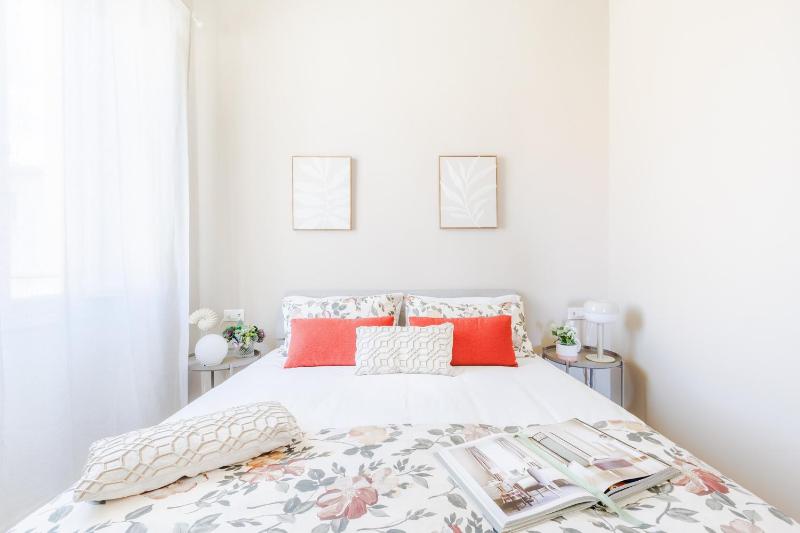 The White Penthouse - image 5