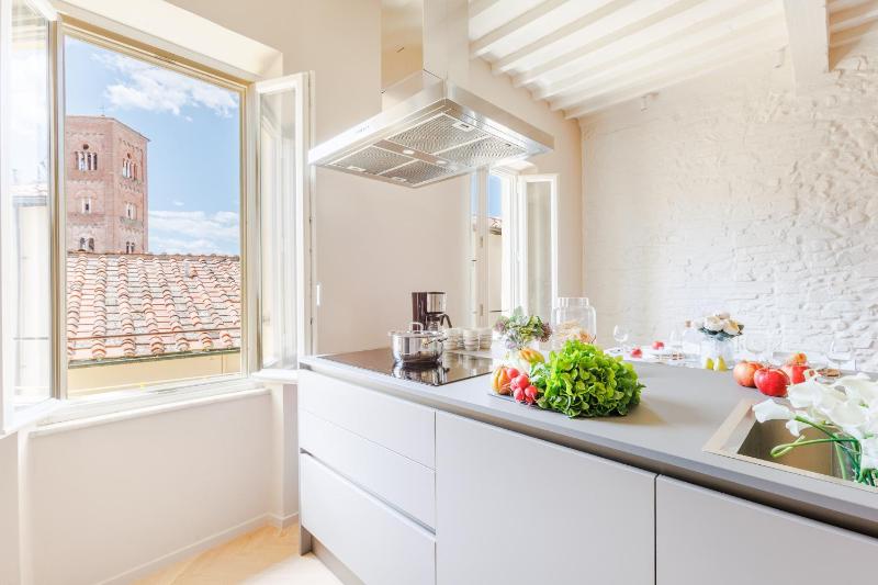 The White Penthouse - image 38