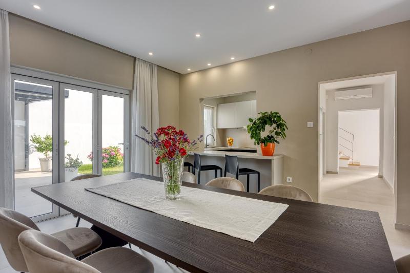 A touch of luxury and comfort - Villa Irena - image 6