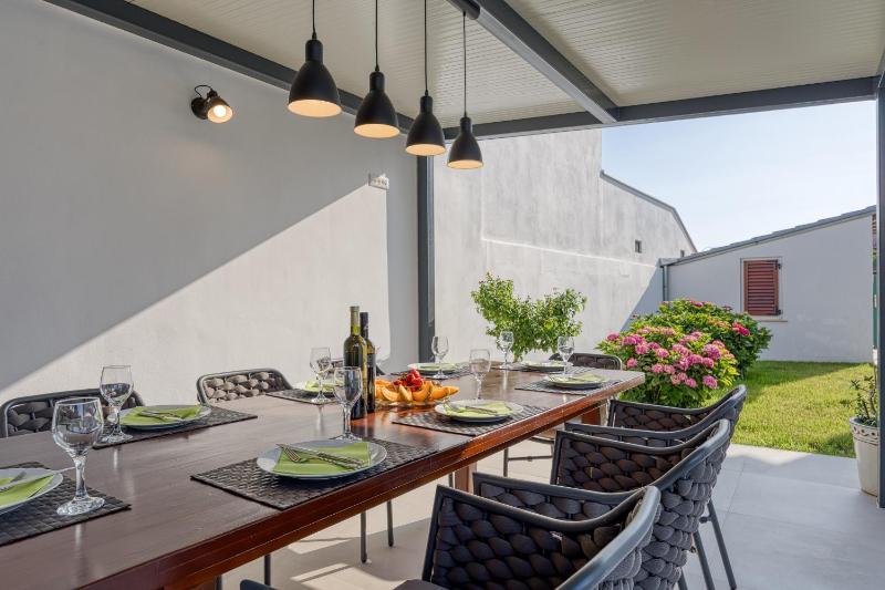 A touch of luxury and comfort - Villa Irena - image 37