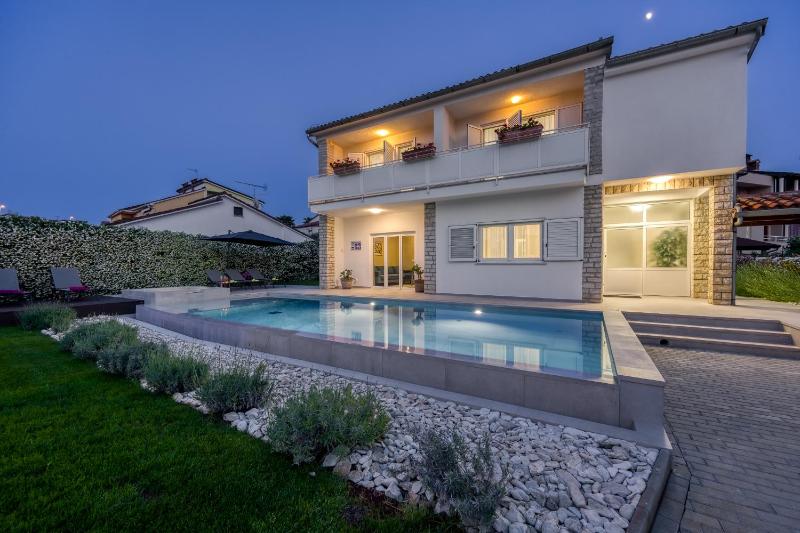 A touch of luxury and comfort - Villa Irena - image 5