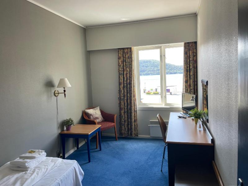 Single Room image 1