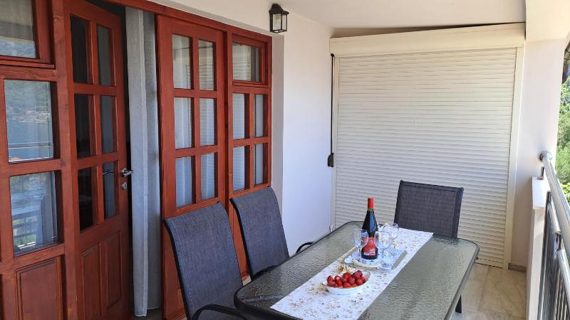 Deluxe Apartment image 1