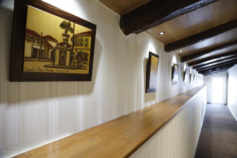 Oborri Shkodran Boutique Hotel - image 11
