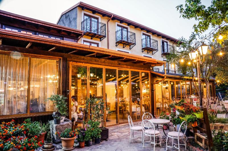 Oborri Shkodran Boutique Hotel - image 15