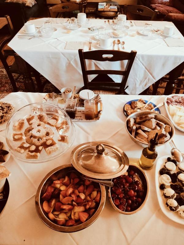 Apartment with Garden View image 2