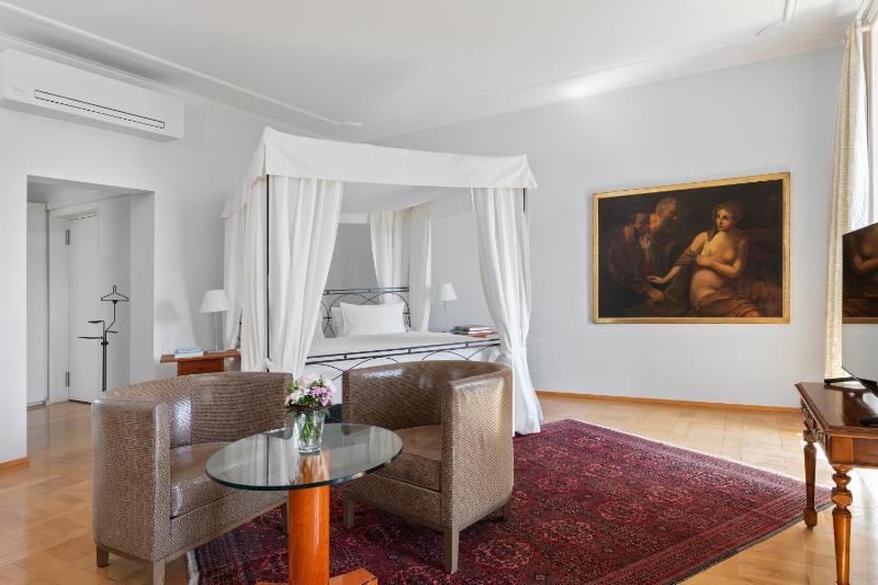 Junior Suite image 3
