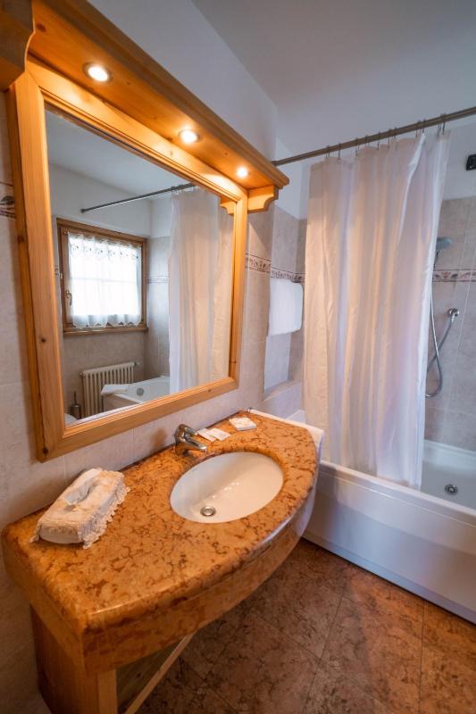 Double Room image 2