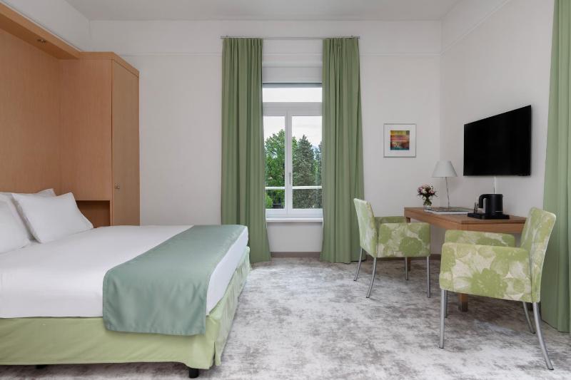 Superior Double Room with AC image 4