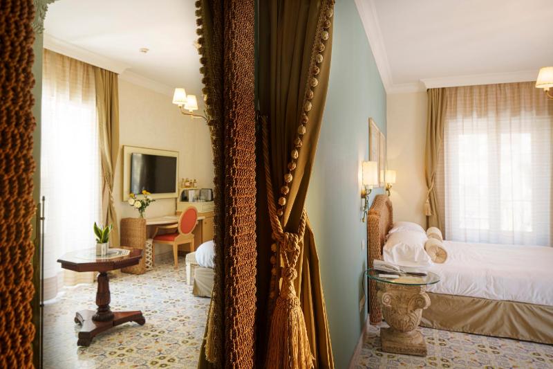 Prestige Double or Twin Room with Balcony image 4