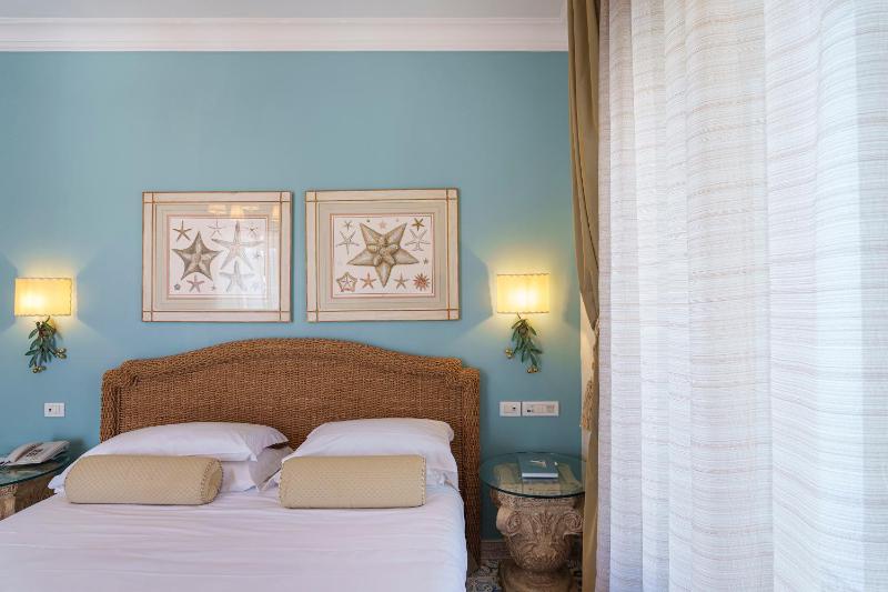 Prestige Double or Twin Room with Balcony image 3