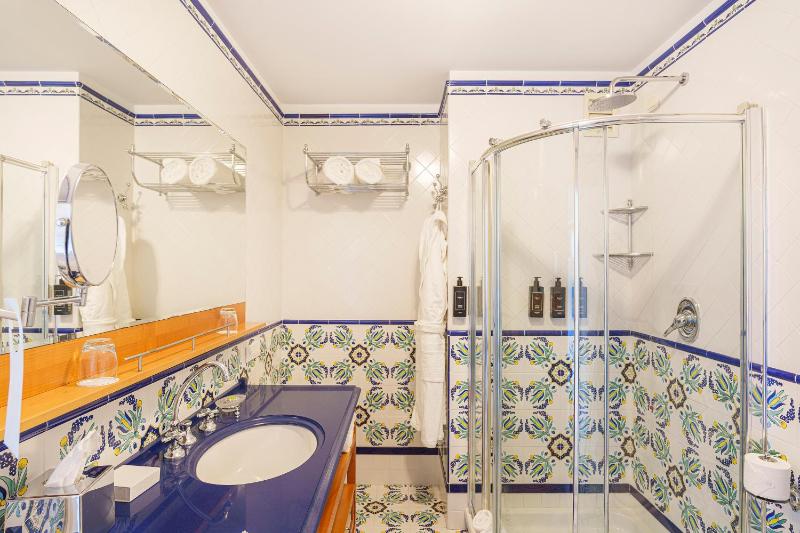 Superior Double Room image 2