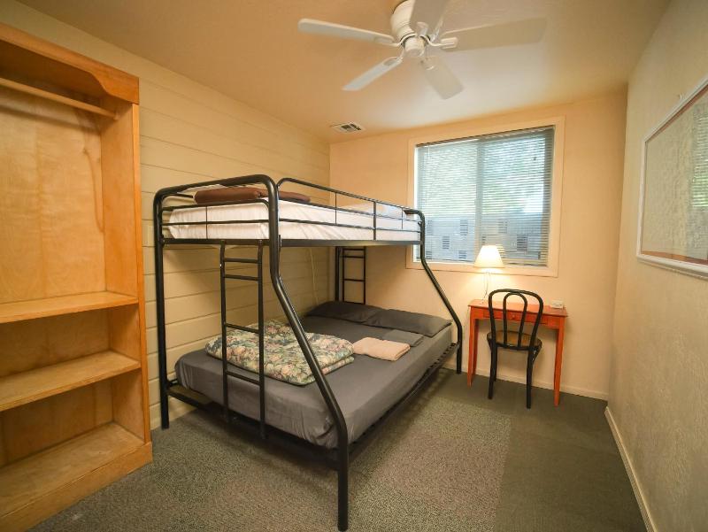 Double Room with Shared Bathroom image 1