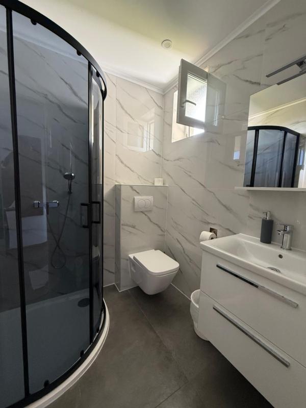 Double Room image 1