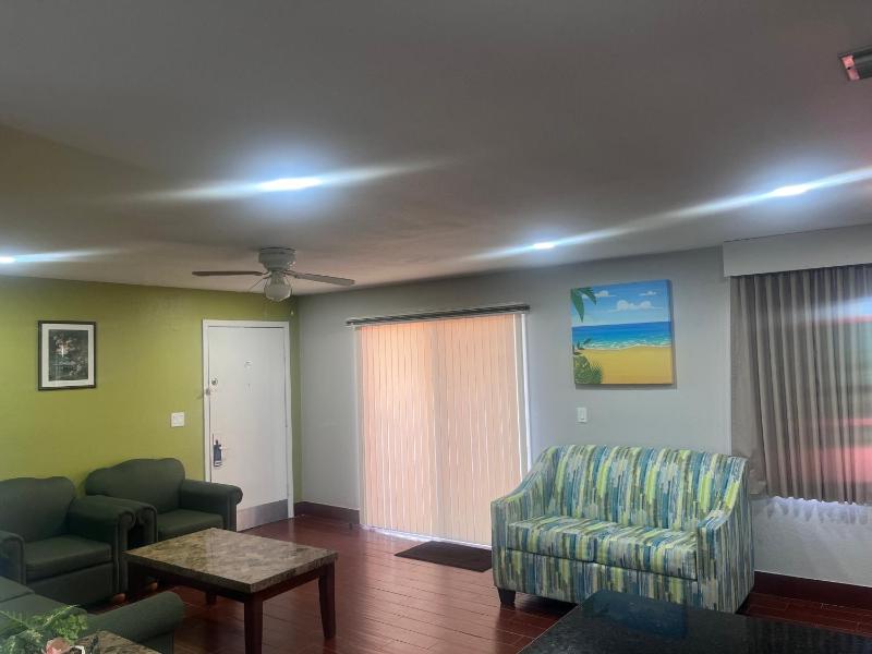 Two-Bedroom Family Suite with Two Queen Beds - Non-Smoking image 1