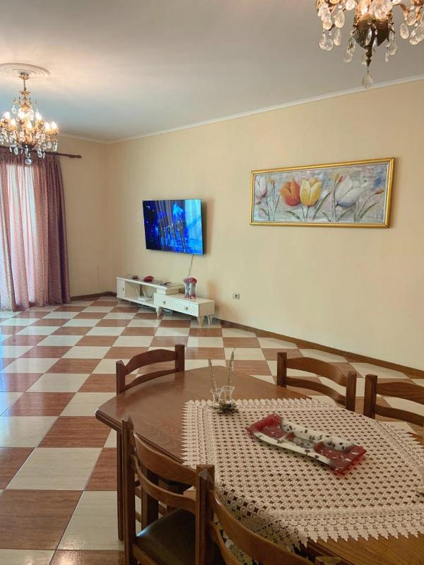Family Comfort and Central Apartment in Vlora - image 6