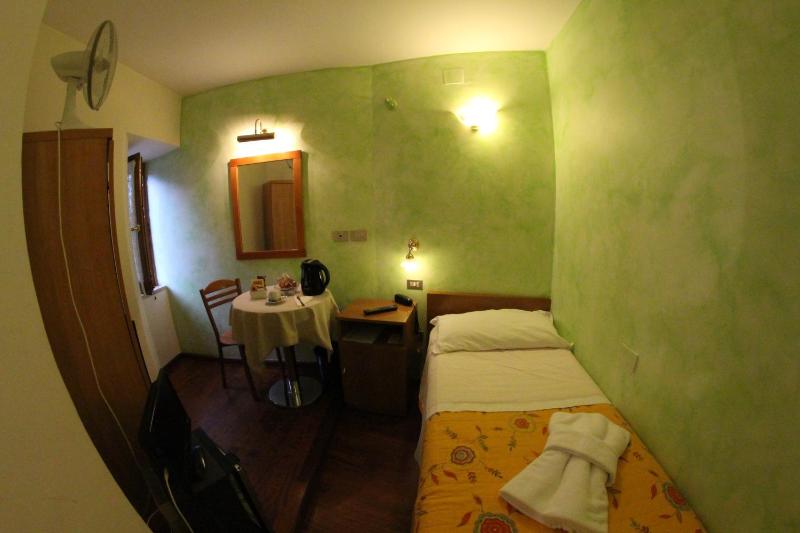 Primavera Mini Hotel - image 18
