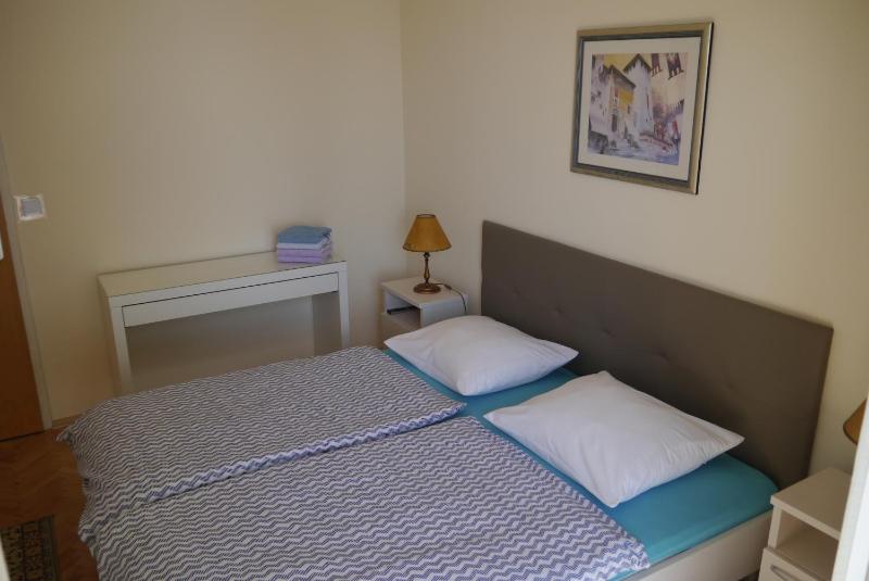 Apartment Romana - image 6