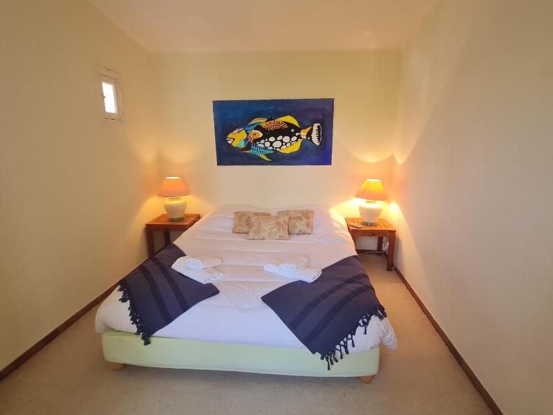 Villa 5 pièces avec piscine et vue mer à Grimaud - FR-1-780-79 - image 34