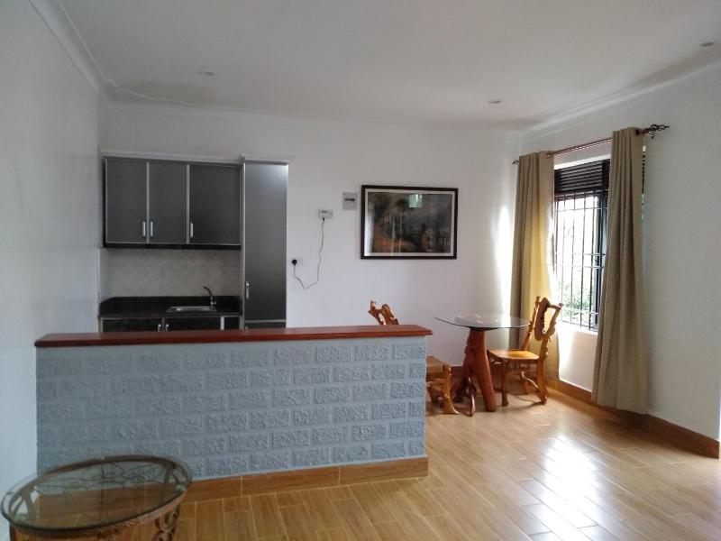 Greenwells Apartments - image 8