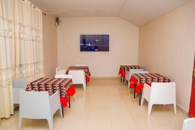 Baobab Hotel LTD - image 3