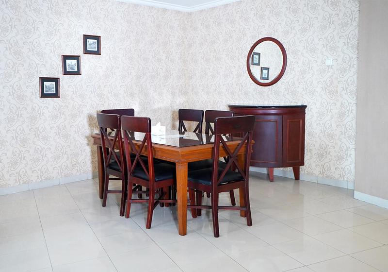 Travellers Suites Serviced Apartments - image 14