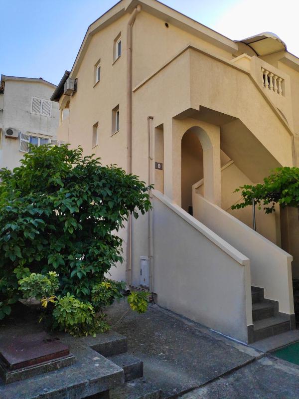 Apartmani Asanović - image 1
