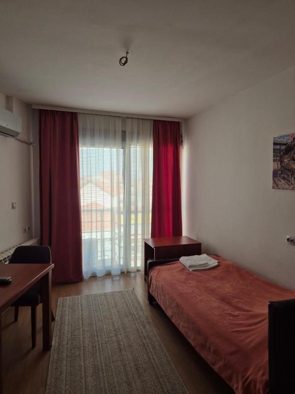 Apartment image 4