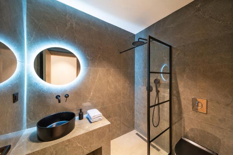 Hippocampus Boutique Hotel - image 13