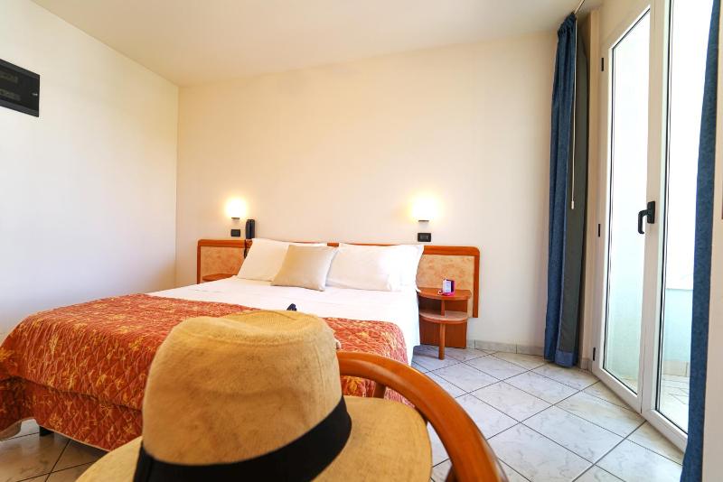 Dasamo Hotel - Dada Hotels - image 19