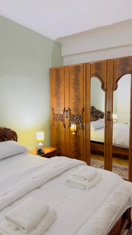 Berat Central Promenade House - image 12