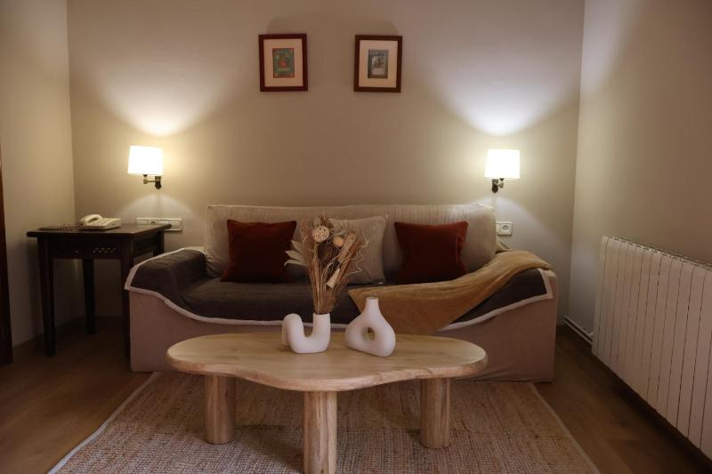 Junior Suite with Mountain View image 1