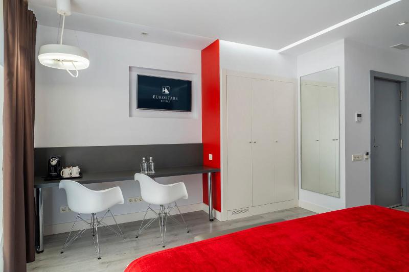 Superior Double Room image 4