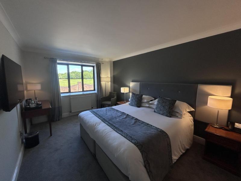 Double Room image 1