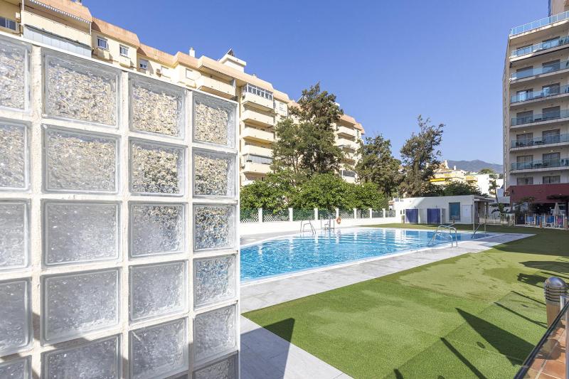 004 Sea Views 1 Bed 250m to Benalmadena Beach - image 7
