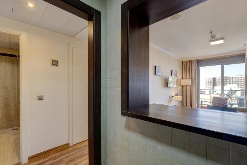 004 Sea Views 1 Bed 250m to Benalmadena Beach - image 24