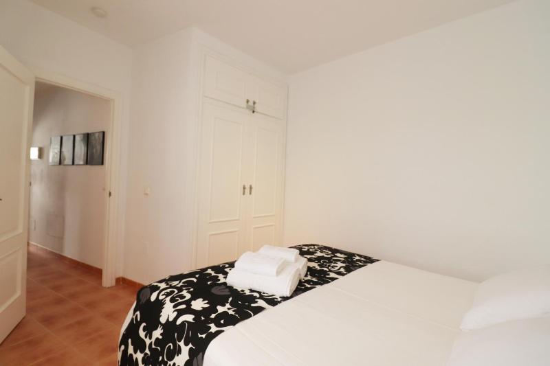Apartamento Pescia con piscina en centro de Nerja - image 8