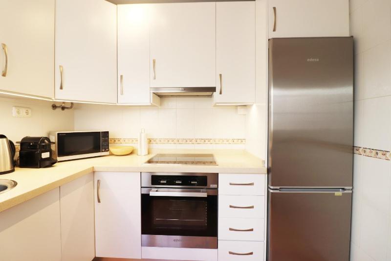 Apartamento Pescia con piscina en centro de Nerja - image 6