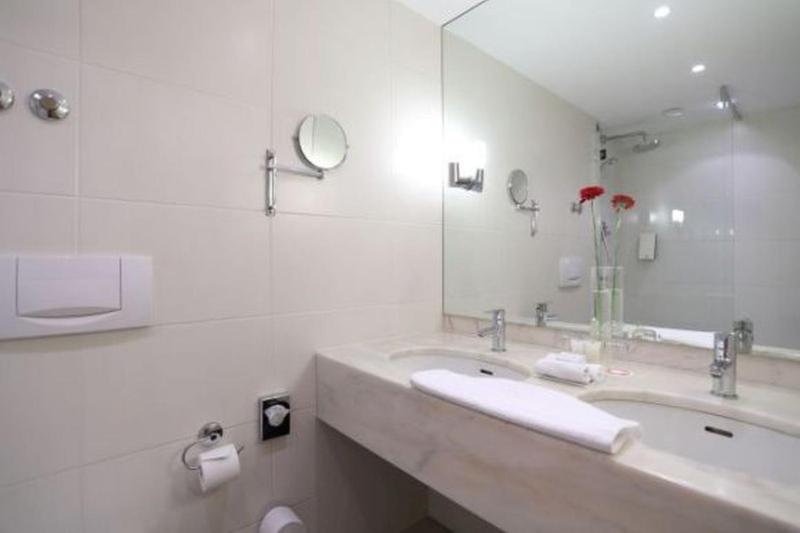 Superior Room image 2