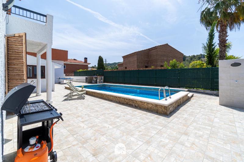 Mediterranean Way - Apartamento privado en villa compartida con piscina - image 44