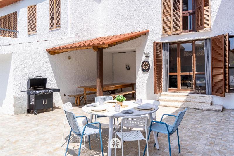 Mediterranean Way - Apartamento privado en villa compartida con piscina - image 8